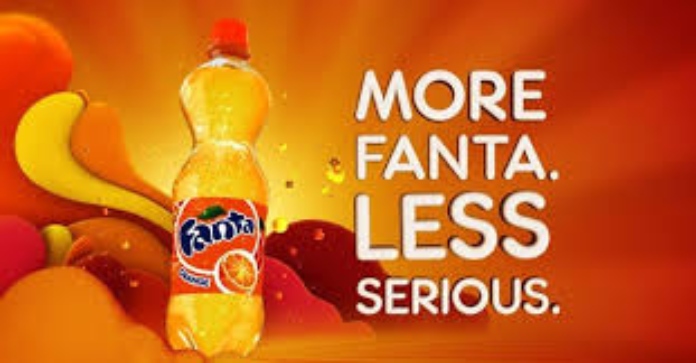 100 anuncios publicitarios con eslogan: Mejores slogans. Fanta: menos seriedad.