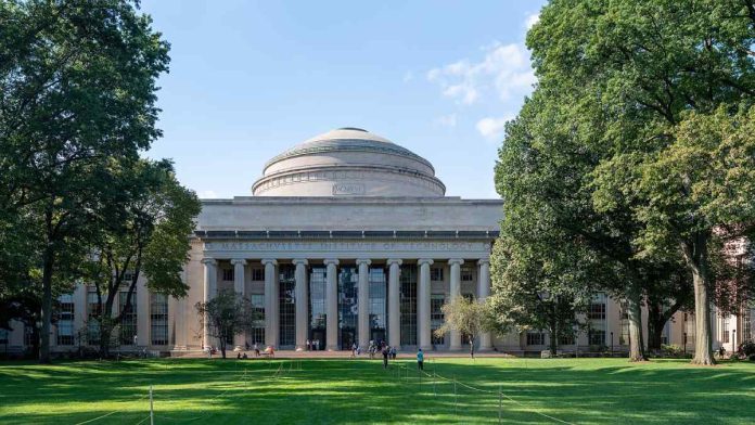 El Instituto Tecnológico de Massachusetts