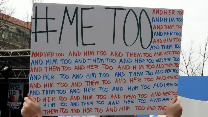 Pancarta del movimiento #MeToo