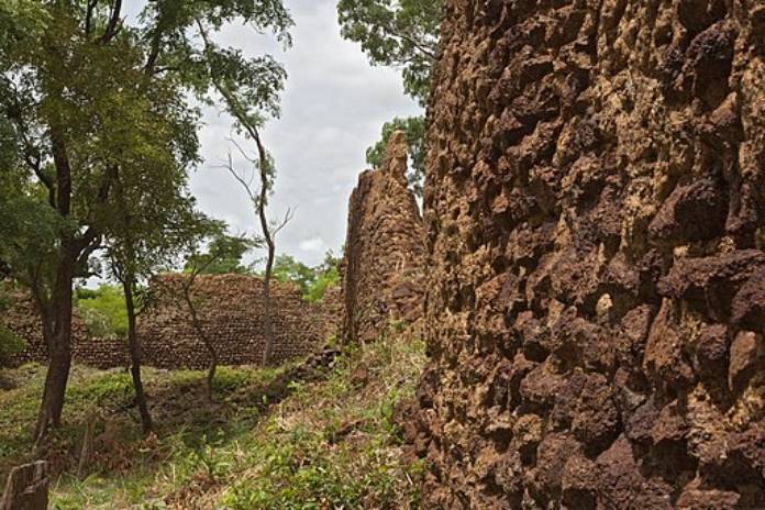 Burkina Faso: Ruinas de Loropéni