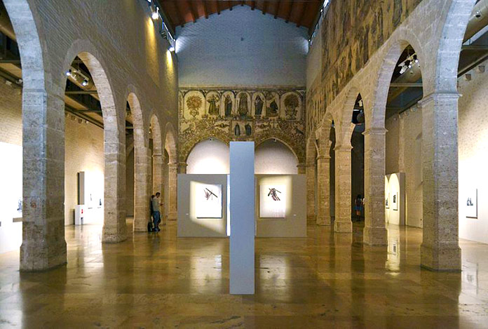 Arcos del interior del Almudín de Valencia