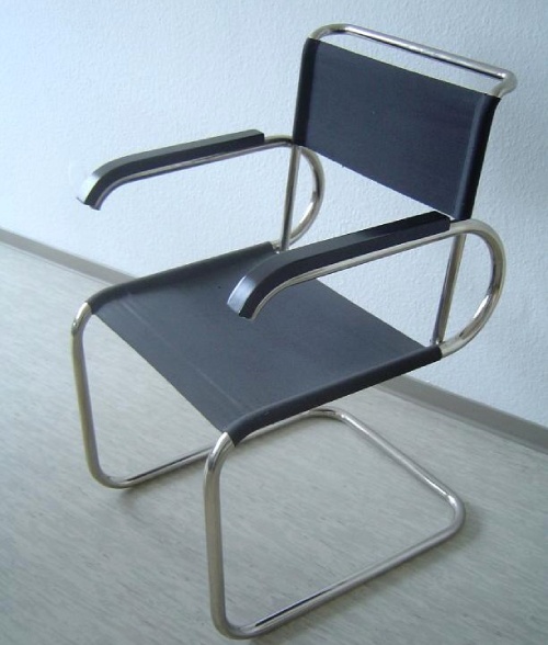 Arte-Bauhaus-Silla-Cantilever