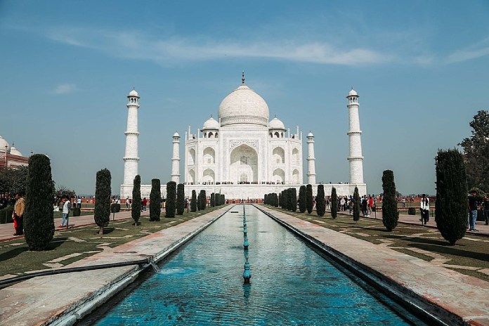 Arte indio. Taj Mahal. Construido entre los años 1631-1654 Cultura Mogol.