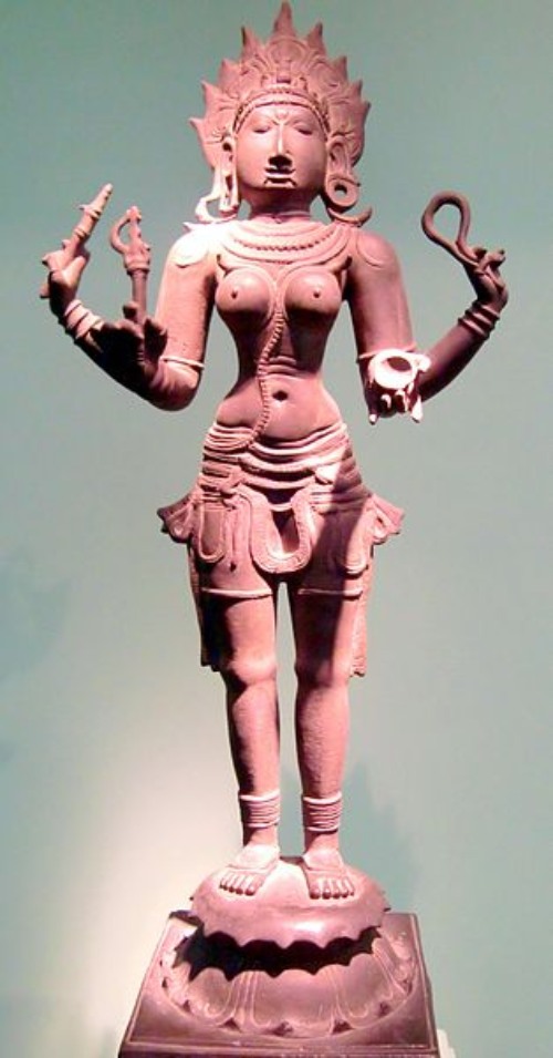 Arte indio. Diosa Kali. Cultura Chola. Museo Nacional de la India en Nueva Delhi.