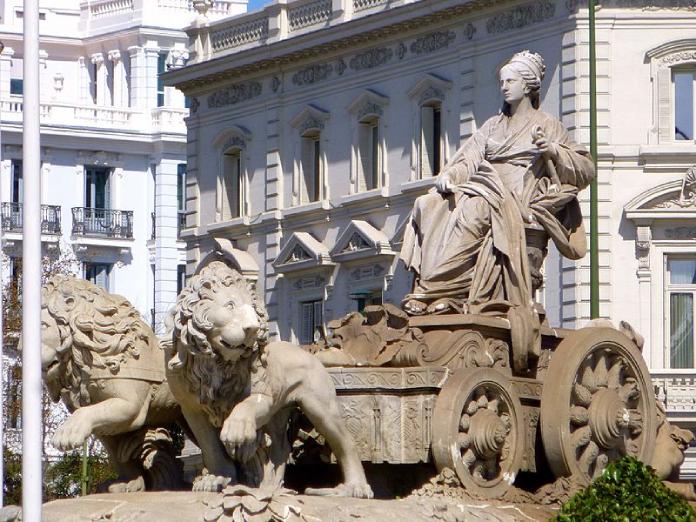 Autores neoclásicos. Diosa Cibeles. Plaza de Cibeles, Madrid.