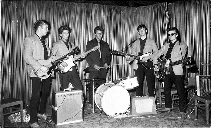 The Beatles tocando en el club Indra, Hamburgo