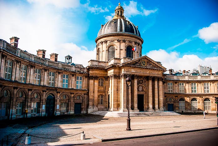 Biblioteca Mazarino, París, Francia