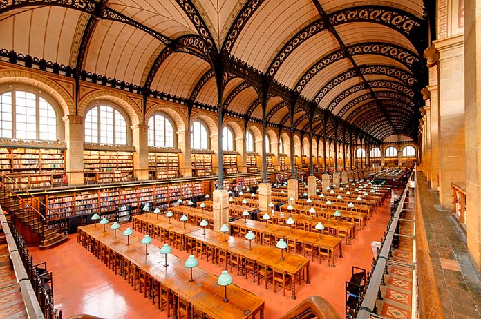  Biblioteca de Santa Genoveva, París, Francia