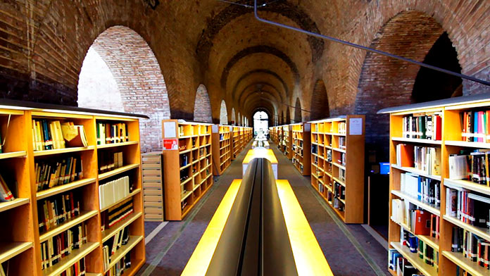 Biblioteca de la Universidad Pompeu Fabra, Barcelona, España