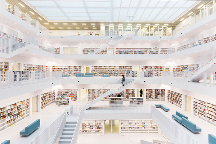 Biblioteca de la ciudad de Stuttgart, Alemania