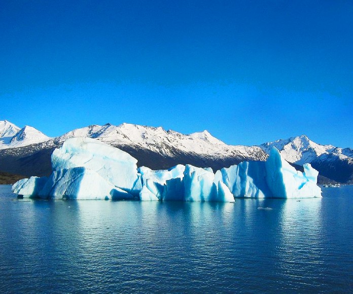 Iceberg flotante.