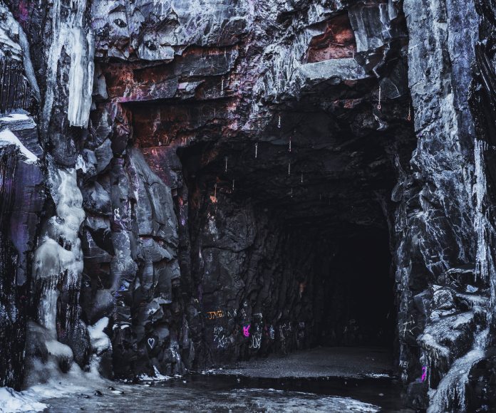 Entrada de una cueva.