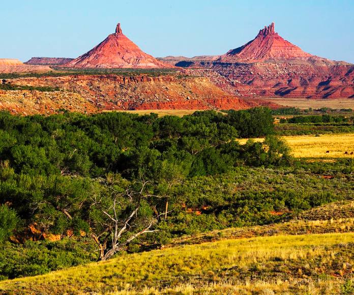 Dos montañas del Monumento Nacional Bears Ears.