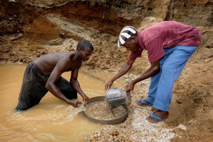 Desastres mineros más trágicos - Pueblo africano en el trabajo de la minería