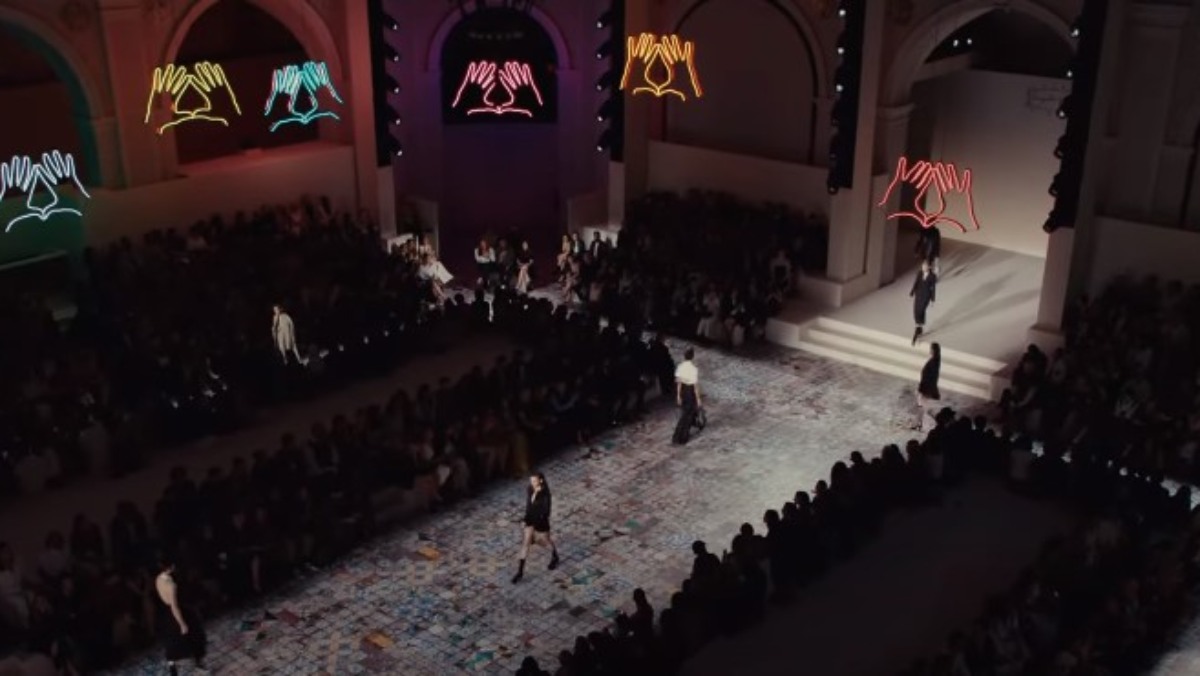 Dior presenta su colección de otoño para 2024 en un sofisticado desfile en Nueva York