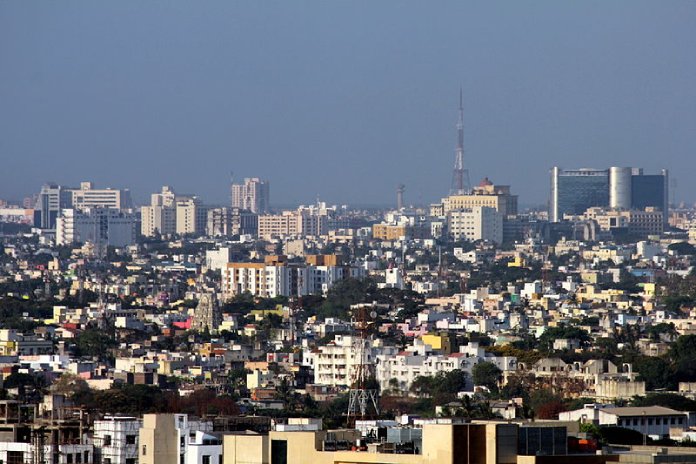 Ejemplos de megalópolis. Karachi. Vista de Chennai desde Thomas Mount. Abril 2011.