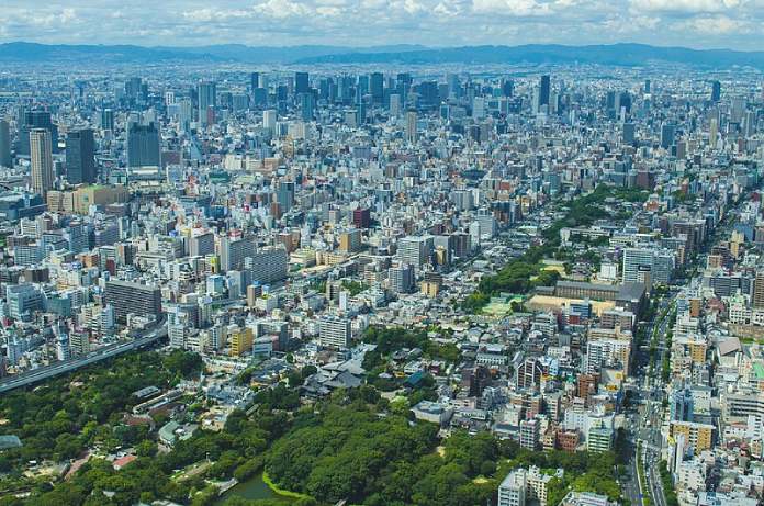 Ejemplos de megalópolis. Osaka Central mirando al norte desde Abeno Harukas. Agosto 2014.