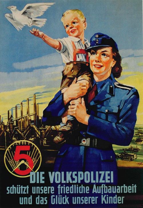 Ejemplos_De_Propaganda_Volkspolizei