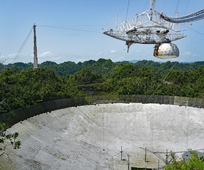 El observatorio de Arecibo vuelve a la vida tras el huracán María