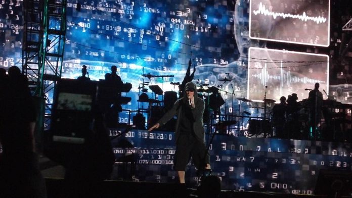 Eminem en un concierto