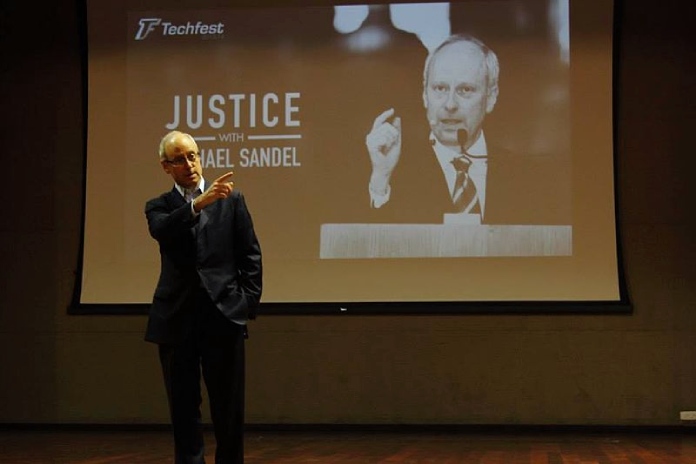 Filósofos del siglo XXI. Michael Sandel en Harvard, 2014.