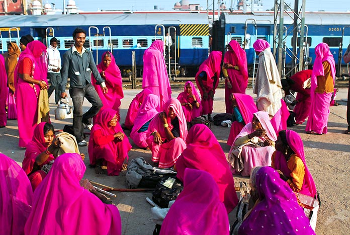 Gulabi Gang