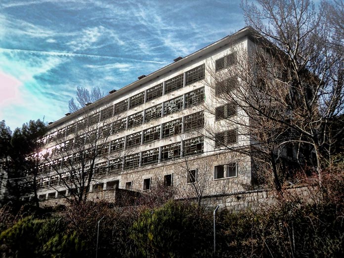 Hospital Santo Ángel de la Guarda o Sanatorio de La Barranca (Navacerrada)