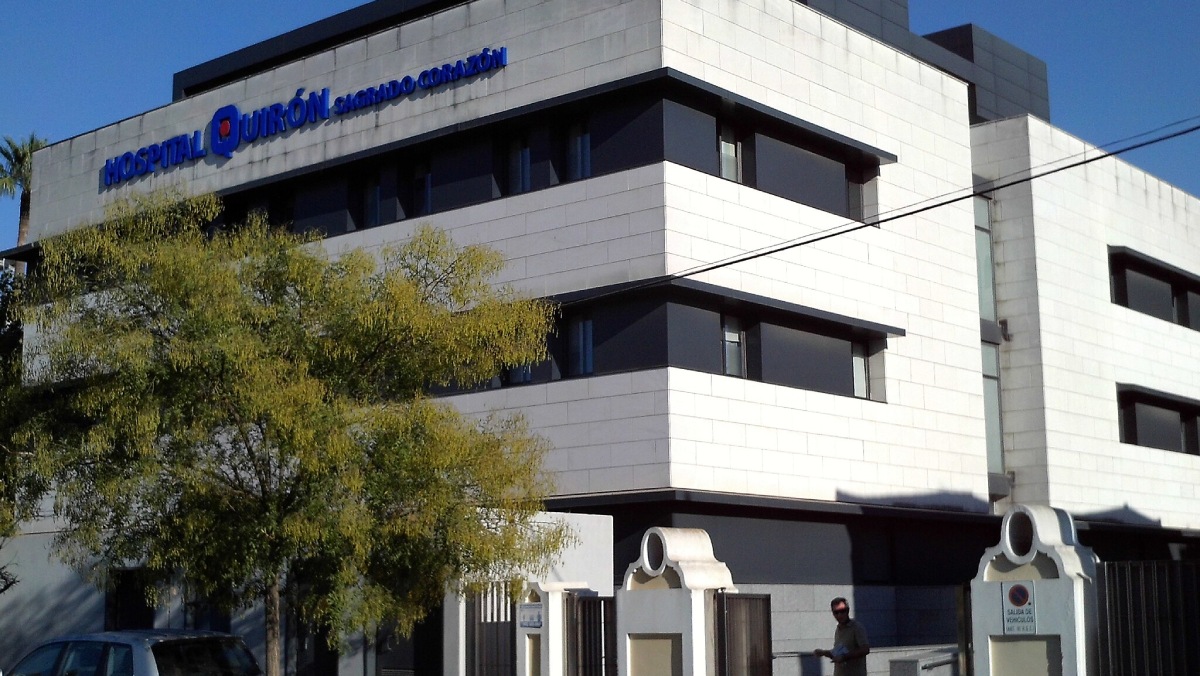 El Hospital Quirónsalud Sevilla lleva a cabo una artroplastia total de rodilla empleando la tecnología de realidad aumentada