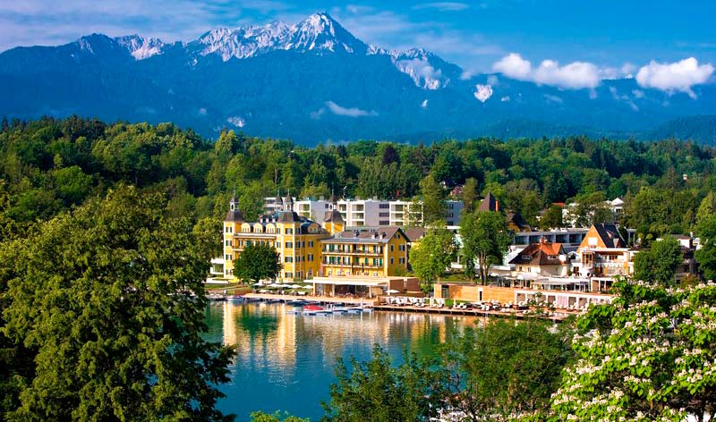 Hotel Schloss Velden en el lago Wörthersee