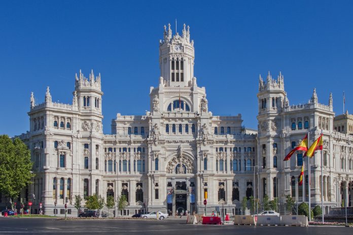 Paseo-del-Prado-Palacio-Cibeles