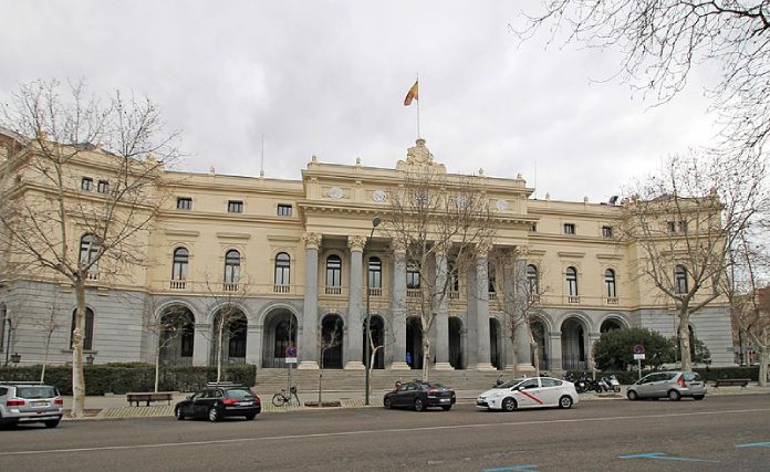 Paseo-del-Prado-Palacio-de-La-Bolsa