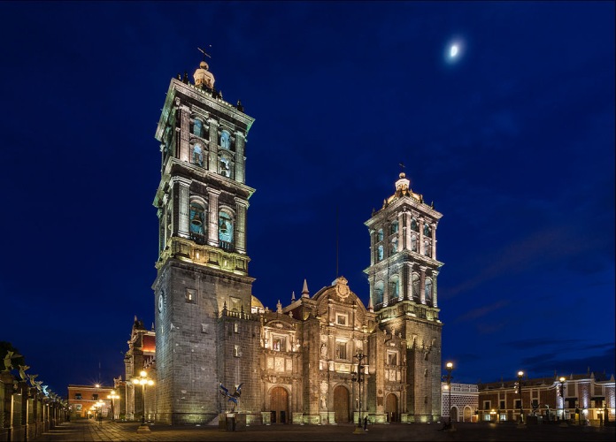 Patrimonios-Culturales-De-Mexico-Catedral-Puebla
