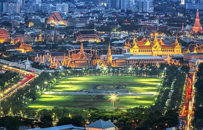 Pira funeraria: monumento funerario de Sanam Luang