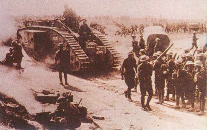 Imagen de tanque de guerra de la Primera Guerra Mundial