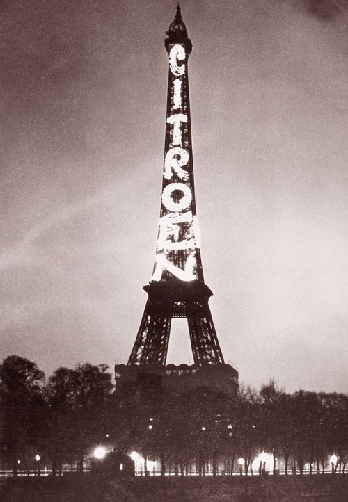 Torre-Eiffel-Historia-Curiosidades-Citroen