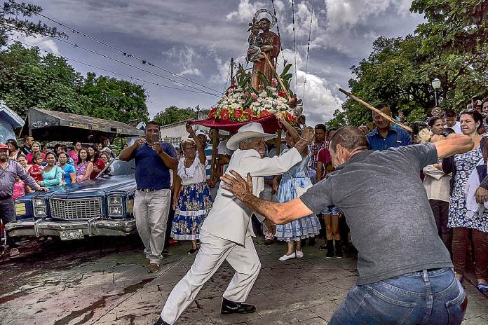 Tradiciones-Venezolanas-Tamunangue