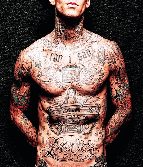 tatuajes más increíbles de los famosos y sus significados Travis-Barker