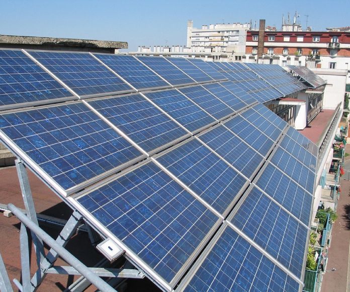 Una escuela en Francia tiene el techo fotovoltaico más grande del mundo