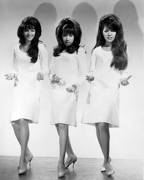 Wall of sound The Ronettes  