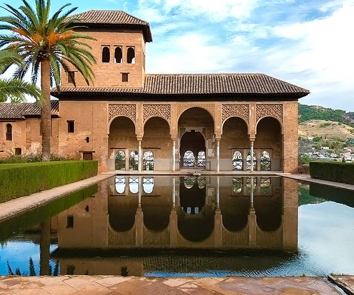El Partal, en la ciudad de la Alhambra