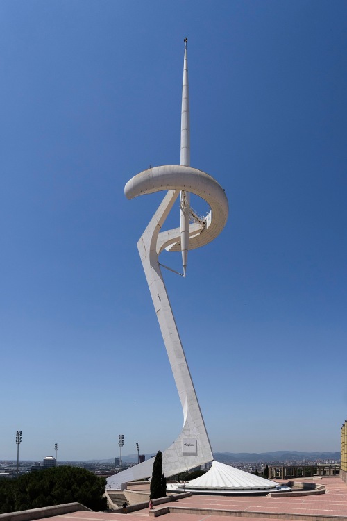 Foto de la Torre de comunicaciones de Montjuic en Barcelona. 