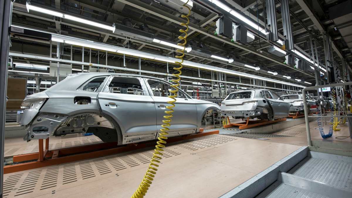 La actividad manufacturera de España registra un alza de 52,2 puntos en abril