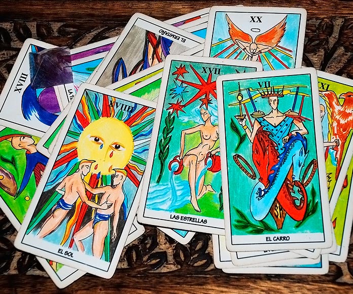 cartas del tarot con dibujos hechos con acuarela