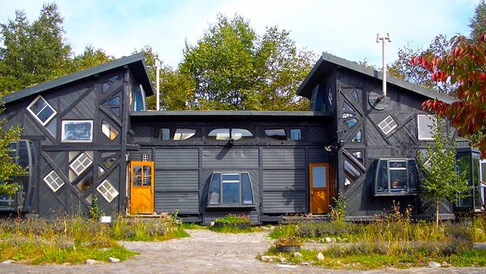 Casa ecológica construida con acero reciclado