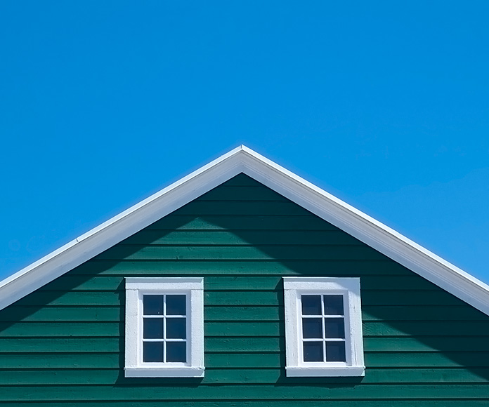 casa de madera de color verde