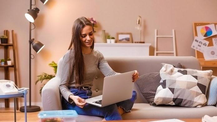 china aprendiendo idiomas en casa