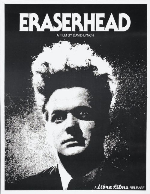 La portada de Eraserhead se muestra en blanco y negro con el protagonista en el centro.