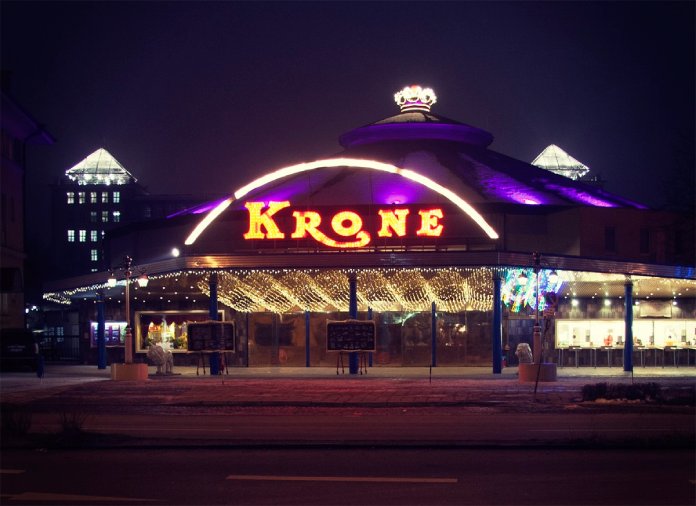 Foto frontal de la entrada del Circus Krone.
