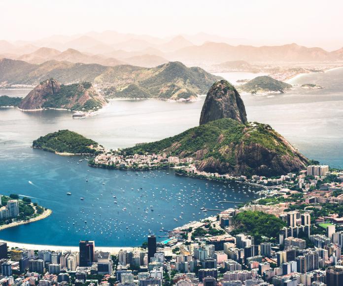 Rio de Janeiro, en Brasil, es una de las ciudades costeras más conocidas mundialmente