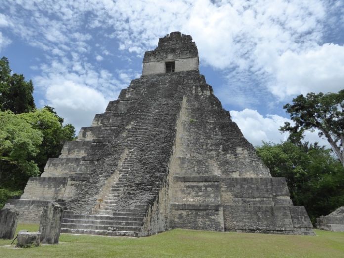 Civilizaciones de América - Los mayas - Tikal